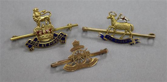 Three assorted 9ct gold military sweethearts bar brooches including two with enamel, gross 14 grams.